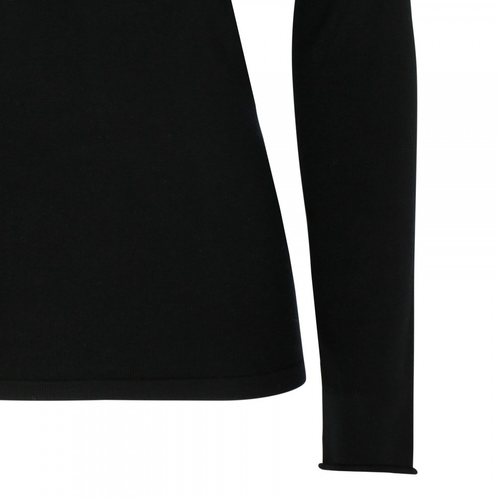 Black cashmere sweater