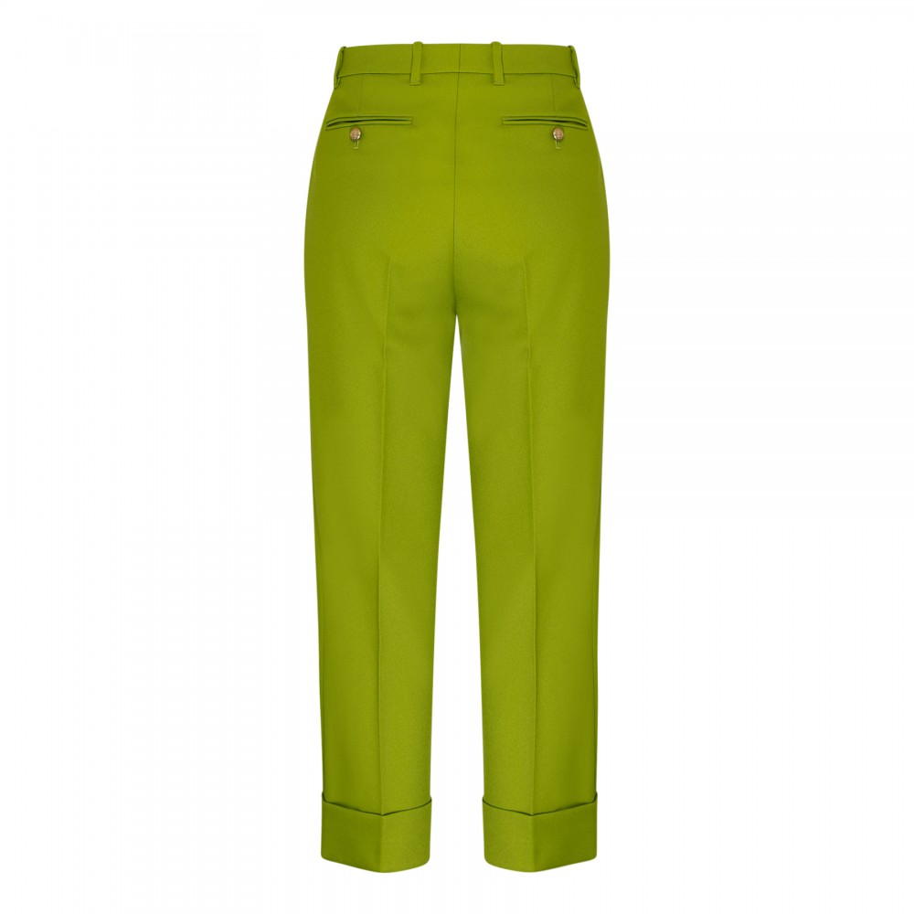 Green cropped pants