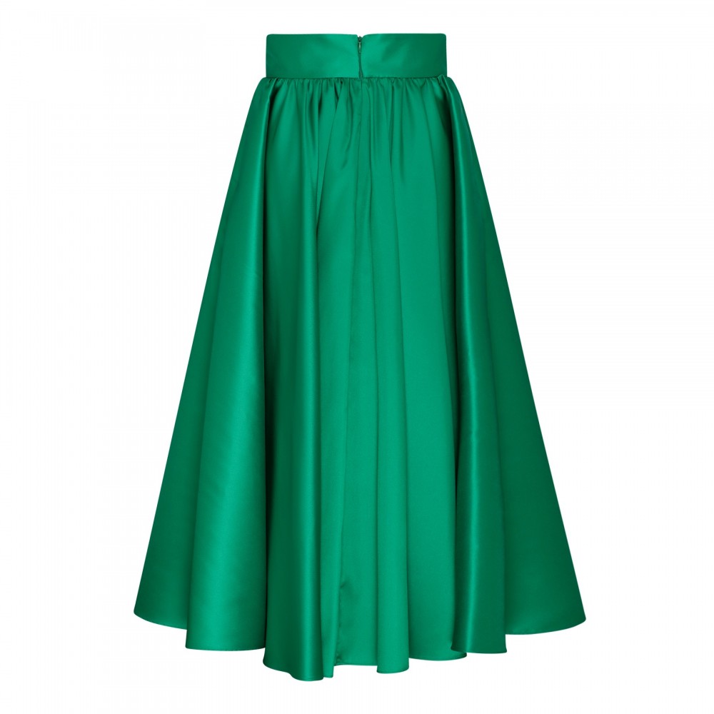 Green pleated skirt